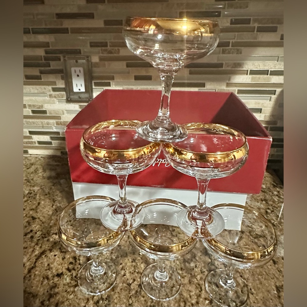 Executive Gold Collection Set of 6 Sherbet 9 1/4 oz Glasses